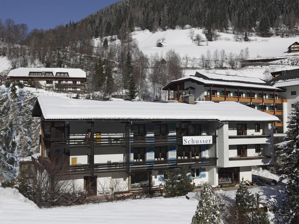 Gaestehaus Schusser An Der Therme Bed & Breakfast Bad Kleinkirchheim Dış mekan fotoğraf